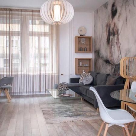 Elegant Stylish Modern Downtown Home Next 2 Danube Budapest Eksteriør bilde