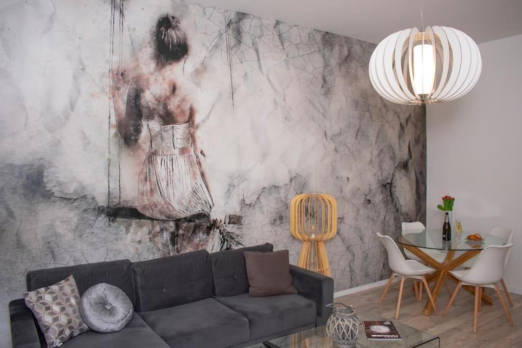 Elegant Stylish Modern Downtown Home Next 2 Danube Budapest Eksteriør bilde